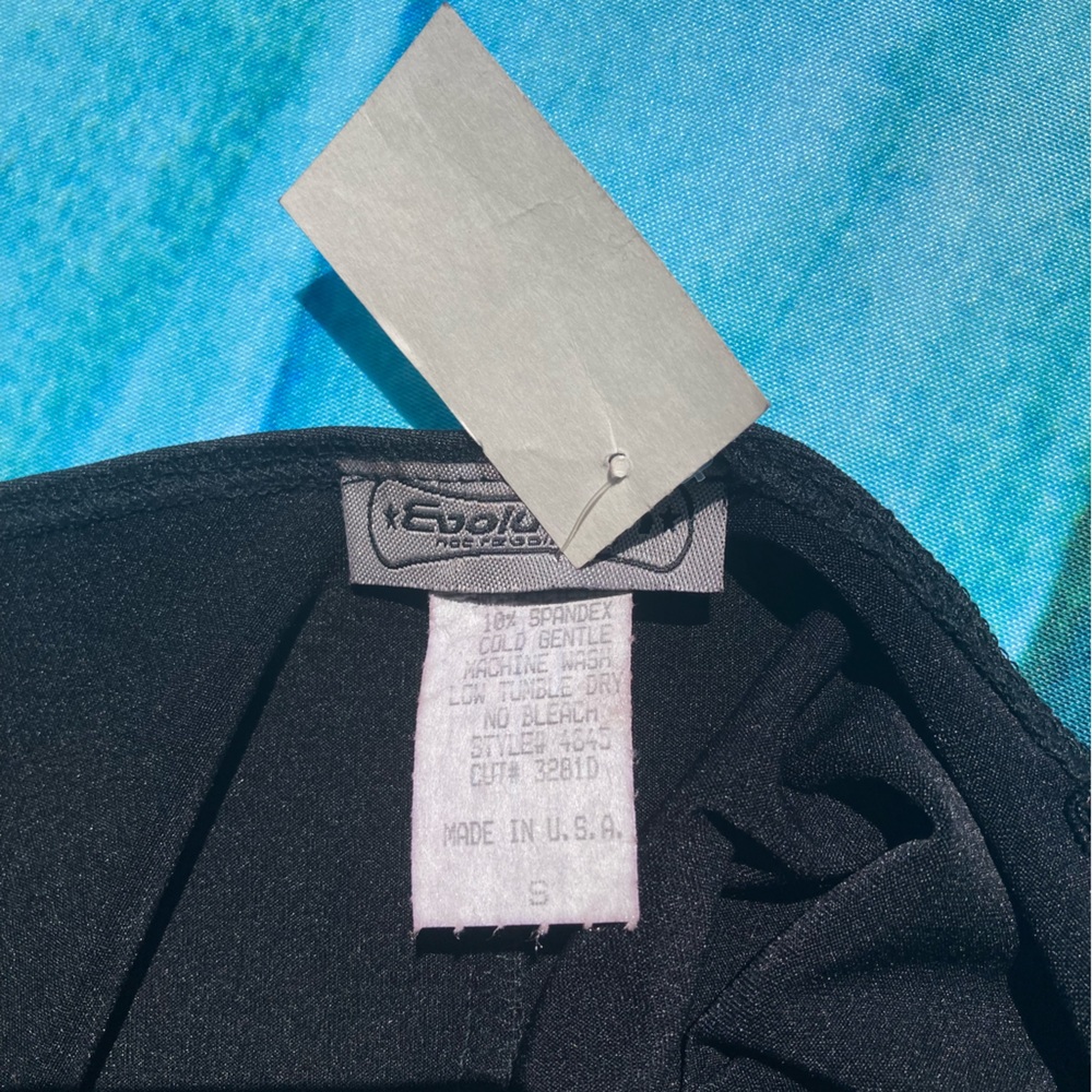 Dress - Picture 7 of 7